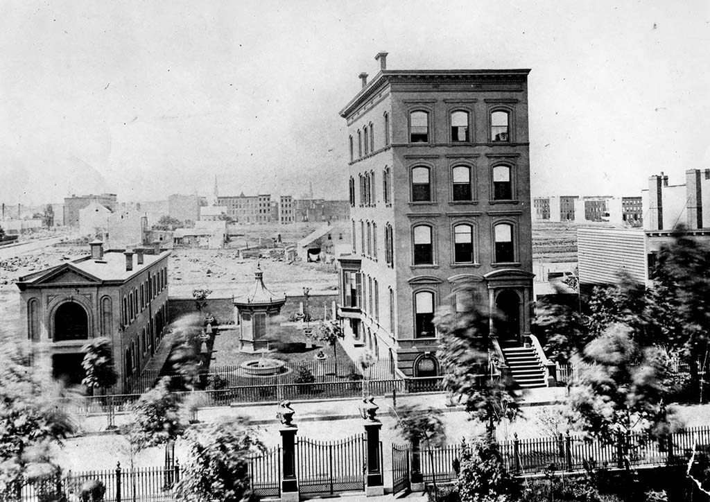 Photo d'archive : le 7 novembre 1929, en plein tumulte après le krach boursier du Jeudi Noir, le Museum of Modern Art (MoMA)