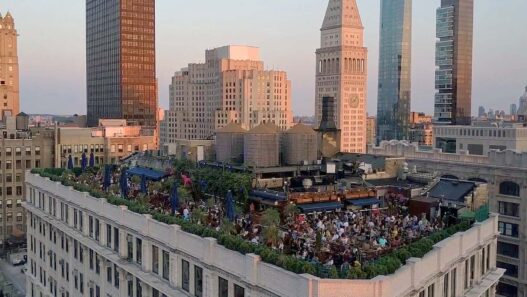 Vue du Rooftops au 230 fifth av. New York