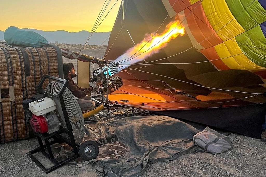 Montgolfière au sol