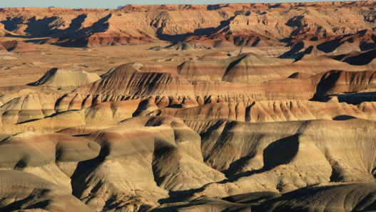 le painted desert North Rim Grand Canyon. étendues magnifiques et jeux de couleurs au soleil couchant Odyssée Américaine