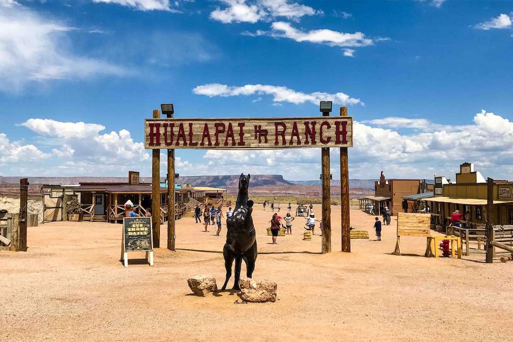Les Hulapai, dont le nom signifie “peuple des grands arbres”, vivent principalement dans une réserve située dans le nord-ouest de l’Arizona - Odyssée Américaine
