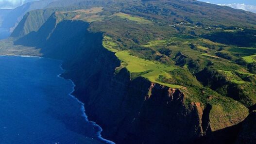 côtes et plateaux sauvages de Molokai, Hawaii