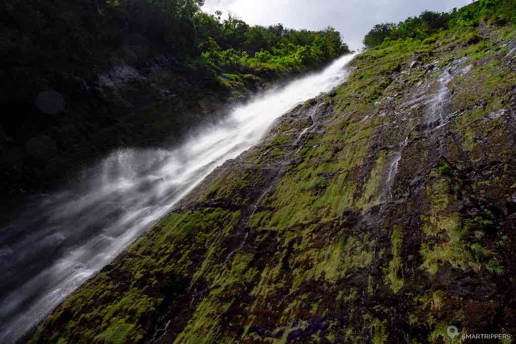 la cascade de Waimoku, a proximité du parc national d'haleakala, au sud est de l'île de Maui, Hawaii